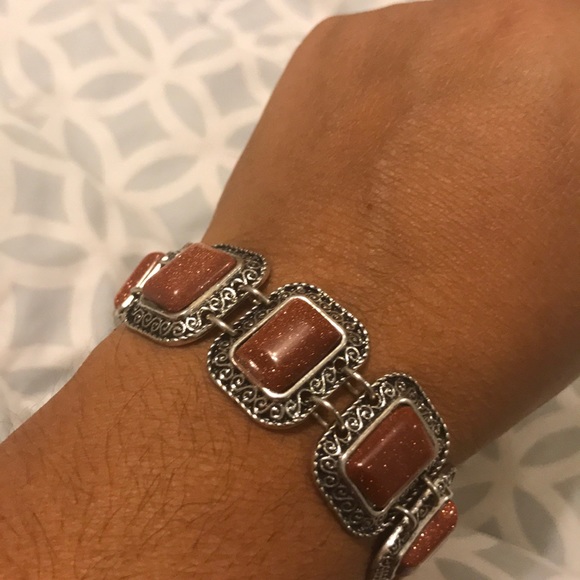 Jewelry - Bracket